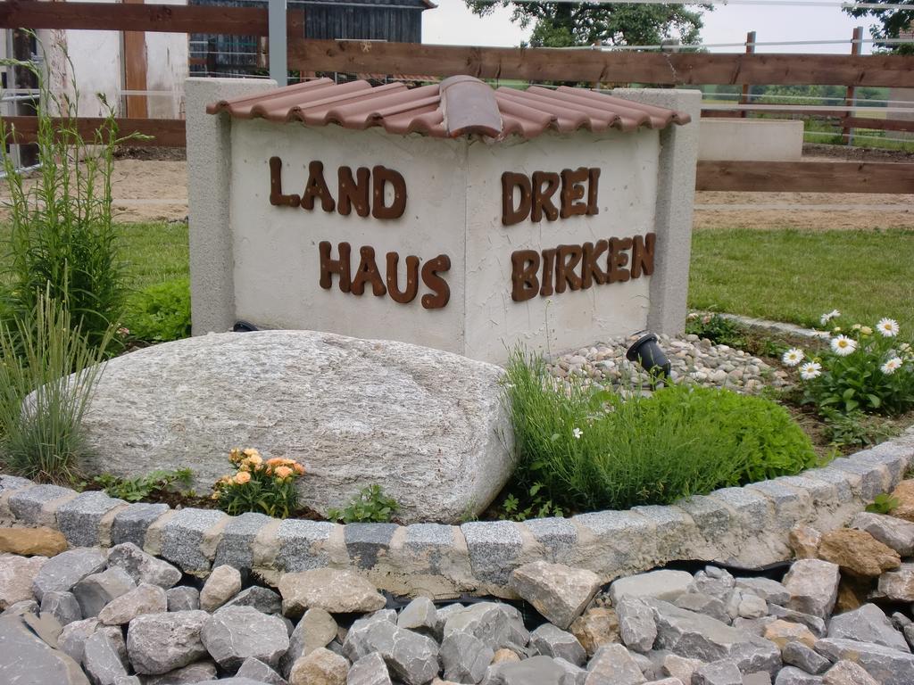 Landhaus Dreibirken Rothenburg ob der Tauber Buitenkant foto